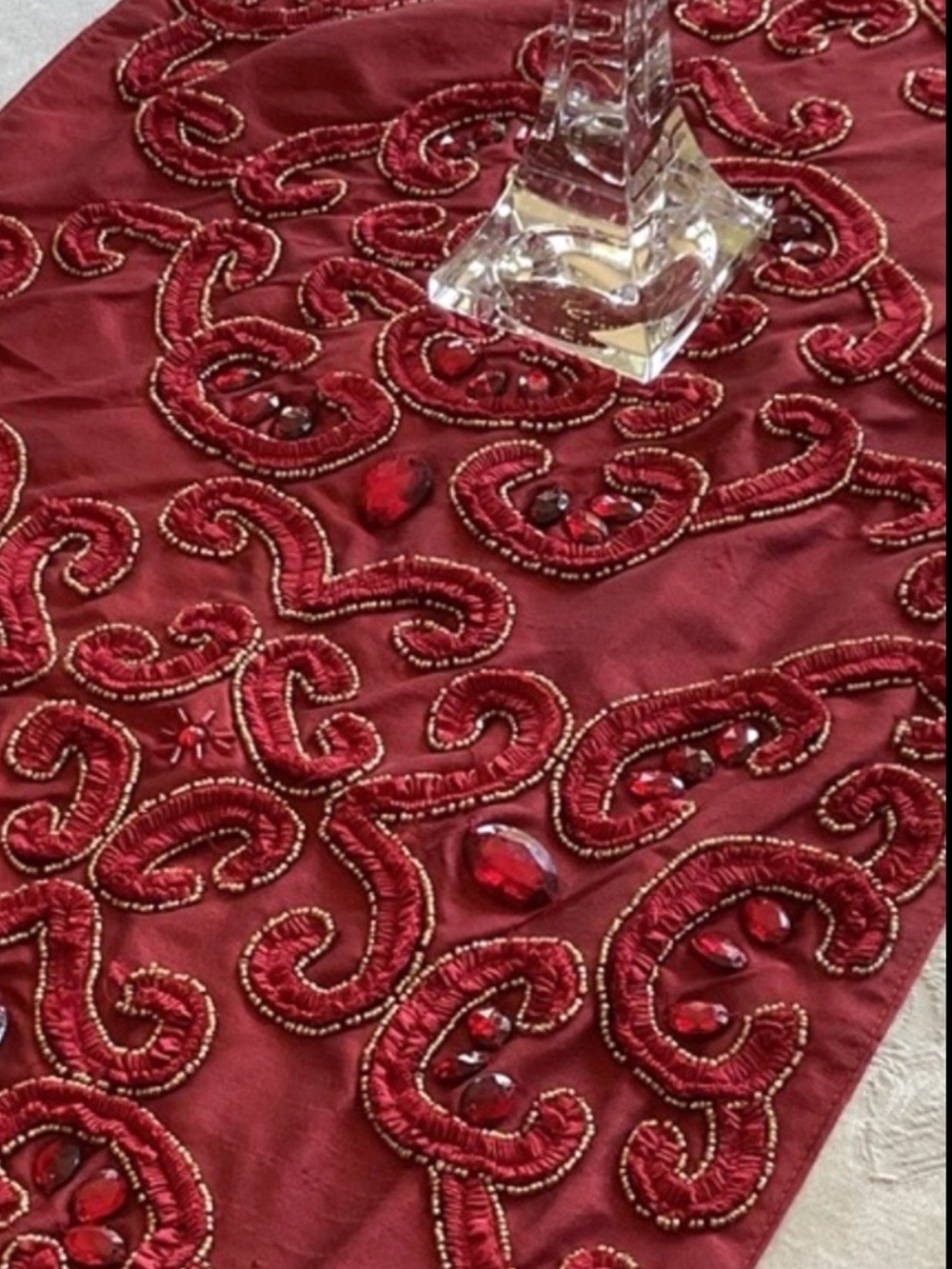 Kim Seybert Beaded Table Runner 14x72 Red Gold Christmas Holiday Glam Decor